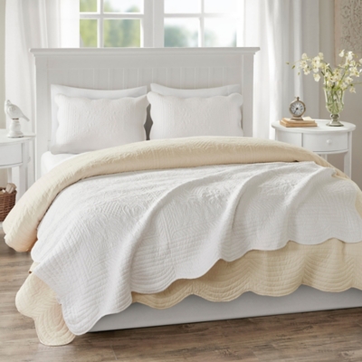 Madison Park Tuscany Scallop Edge Oversized Quilted Throw, White, large