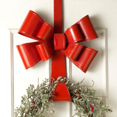 GIL Christmas Wreath Hanger, Red