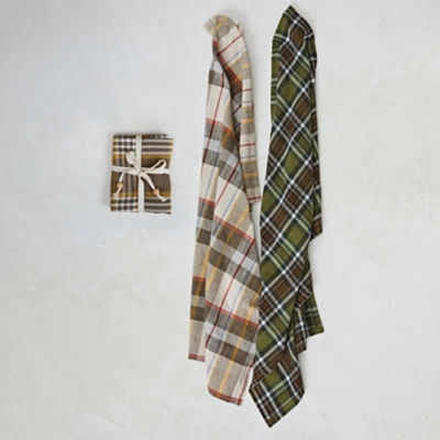 Storied Home Multi Color Plaid Tea Towels (Set of 3)