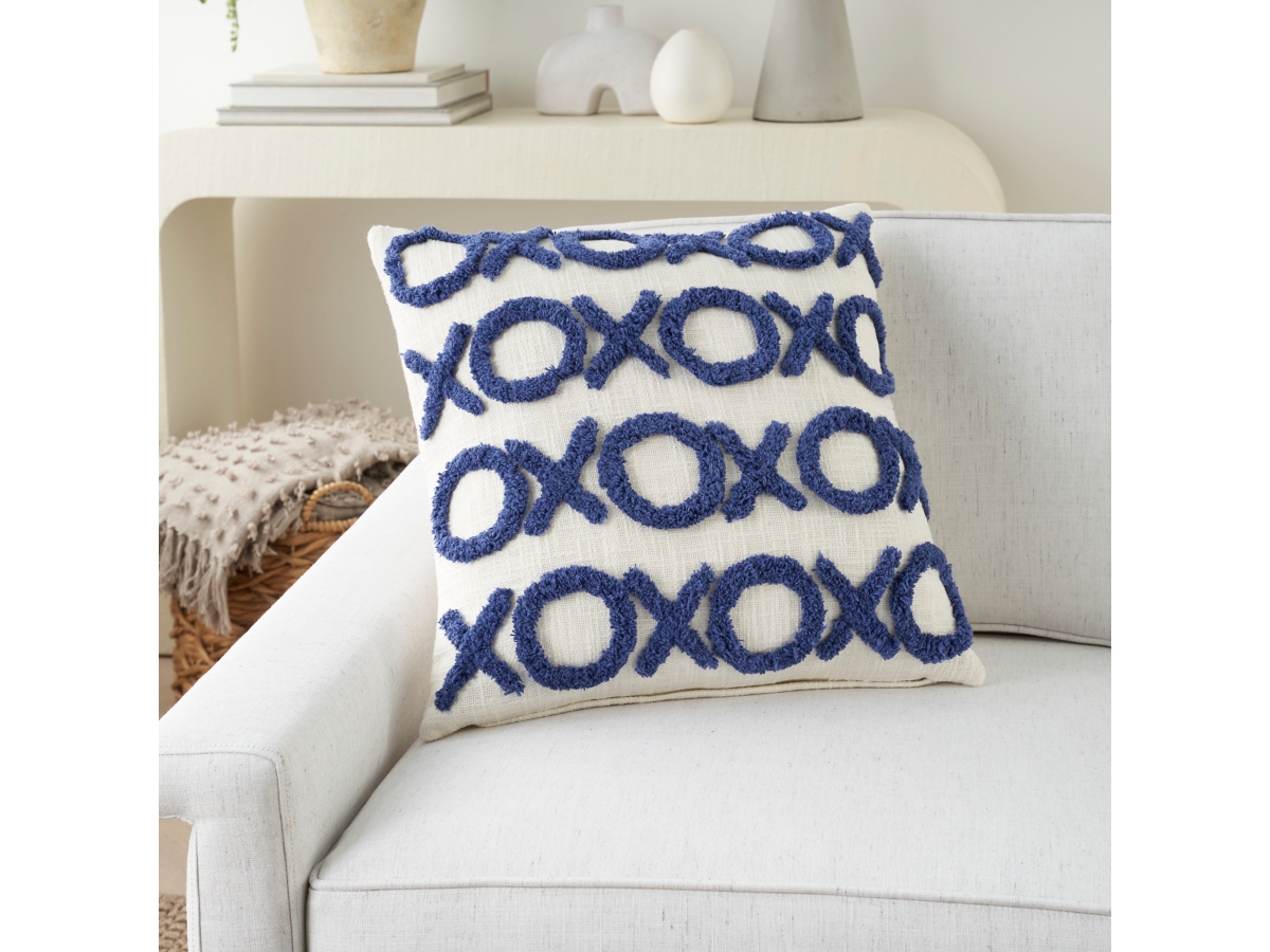 Xoxo throw pillow new arrivals