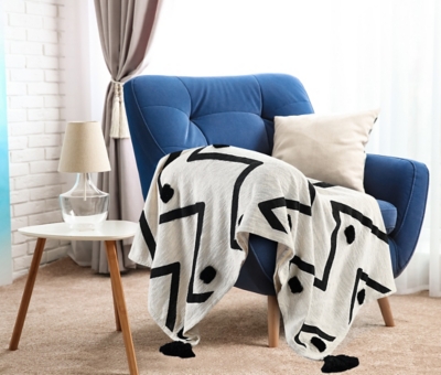 Avant-garde Tribal Print with Dots Throw Blanket, Black