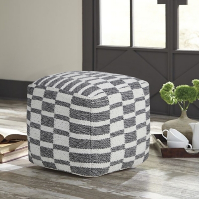 A600080929 Quincy Geometric Pouf, Gray sku A600080929