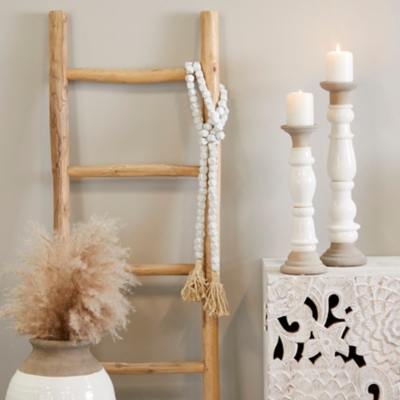 Bayberry Lane Carved Garland with Tassel, White