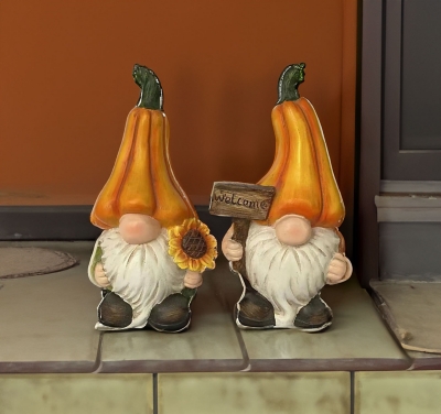 A600082259 Galt International Pumpkin Garden Gnomes (Set of 2 sku A600082259