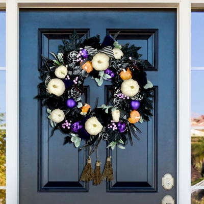 A600082506 Haunted Hill Farms Halloween Wreath, Black sku A600082506