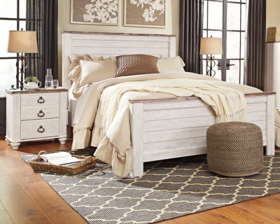 Willowton Queen Bed with 2 Nightstands, Whitewash