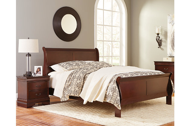 The Alisdair 3-piece bed set is the epitome of traditional decor. Louis Philippe-style moulding dates back to the mid-19th century when furnishings were lavish yet somewhat simple. Includes king sleigh bed with picture frame panels. Rich, complex finish is sure to grace your space with warmth and elegance.  Mattress and box spring available, sold separately.Includes 3 pieces: king/California king sleigh headboard, footboard and rails | Bed made of veneers, wood and engineered wood | Louis Philippe-style moulding | Foundation/box spring required, sold separately | Assembly required | Mattress available, sold separately | Estimated Assembly Time: 5 Minutes