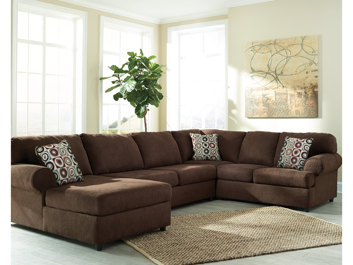 Jayceon 3 Piece Sectional with Chaise Ashley