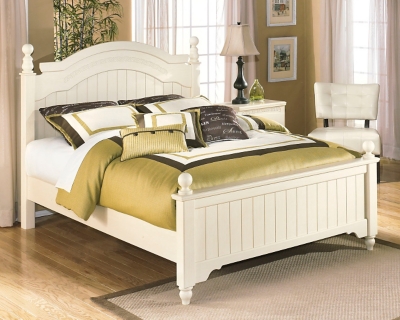 cottage retreat queen poster bed | ashley furniture homestore