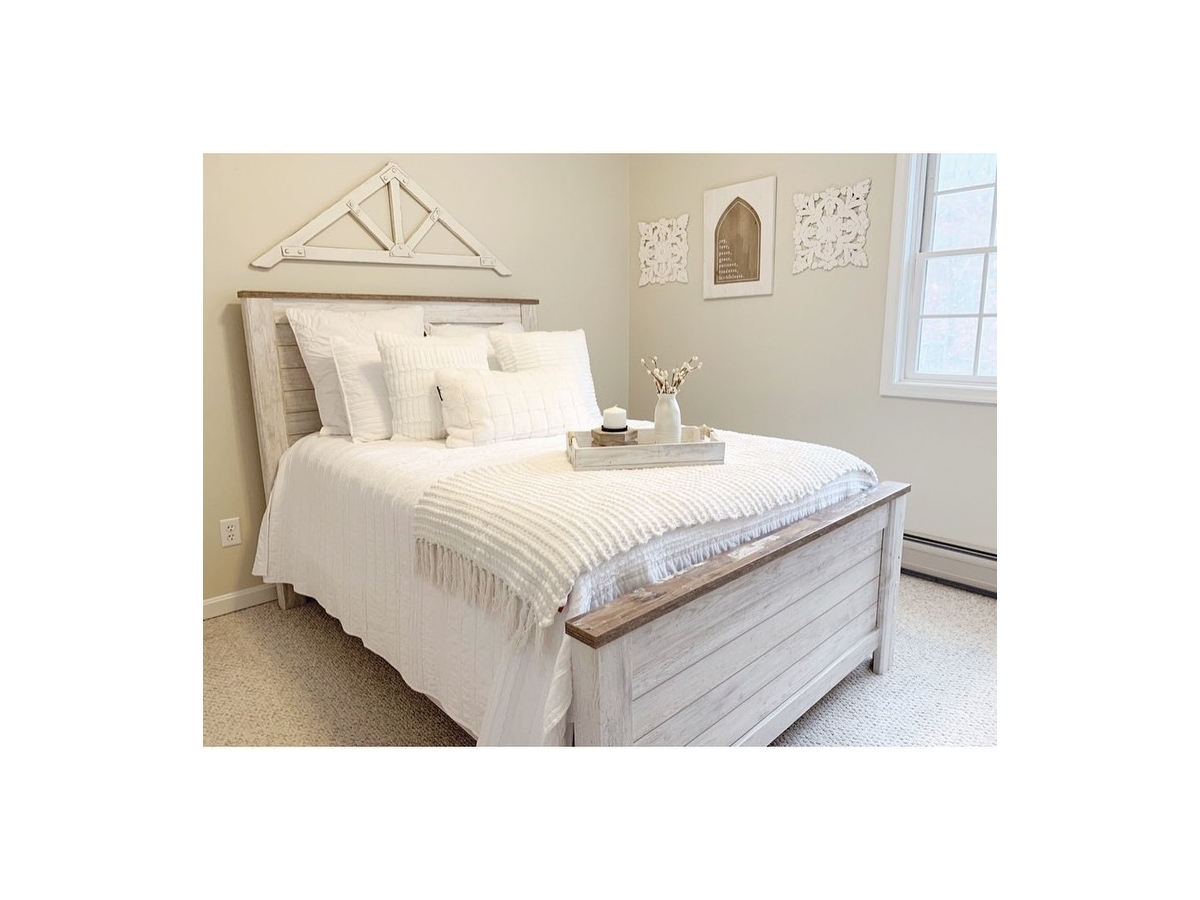 Willowton Panel Bed - Whitewash Willowton Panel Bed - Whitewash