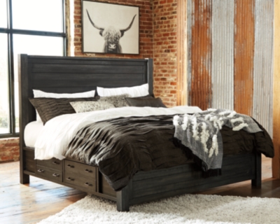 Baylow Queen Panel Bed with 4 Storage Drawers | Ashley