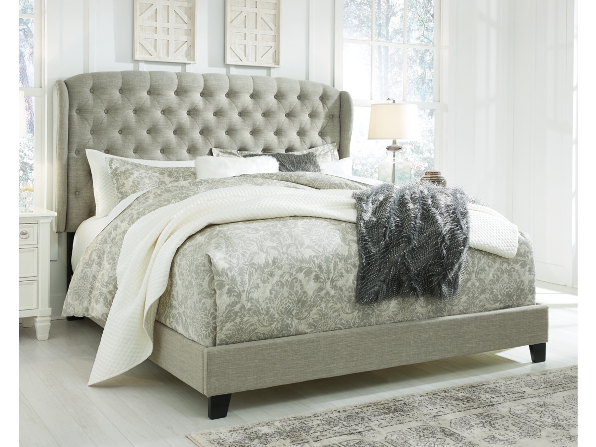 Grey queen on sale tufted bed