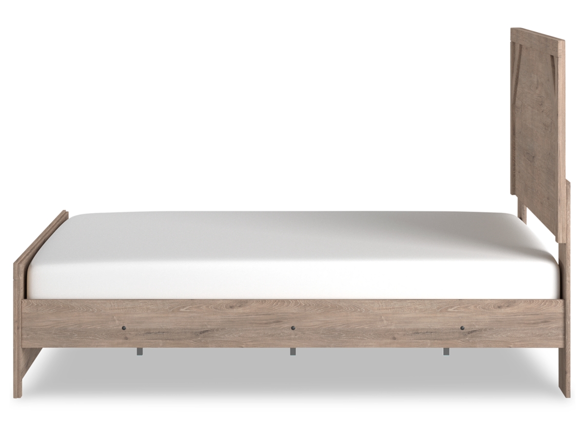 Senniberg Queen Panel Bed | Ashley