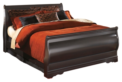 Huey Vineyard Queen Sleigh Bed with Mirrored Dresser and Nightstand image 2