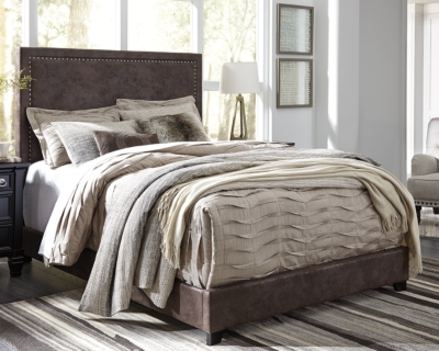 Dolante King Upholstered Bed, Brown