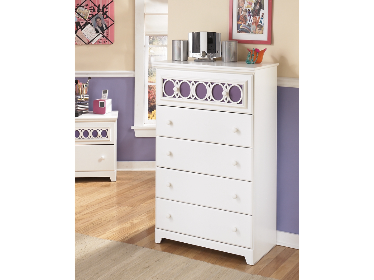 Zayley Chest of Drawers Ashley