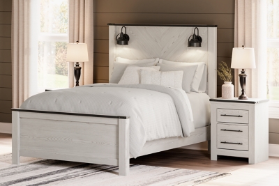 Schoenberg Queen Panel Bed, White