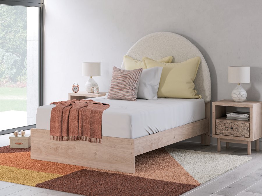Cama de panel Shapella completamente tapizada, cómoda y espejo - image 19