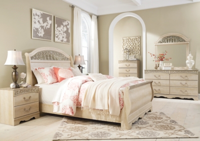 Catalina Queen Sleigh Bed