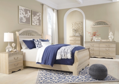 Catalina Queen Sleigh Bed