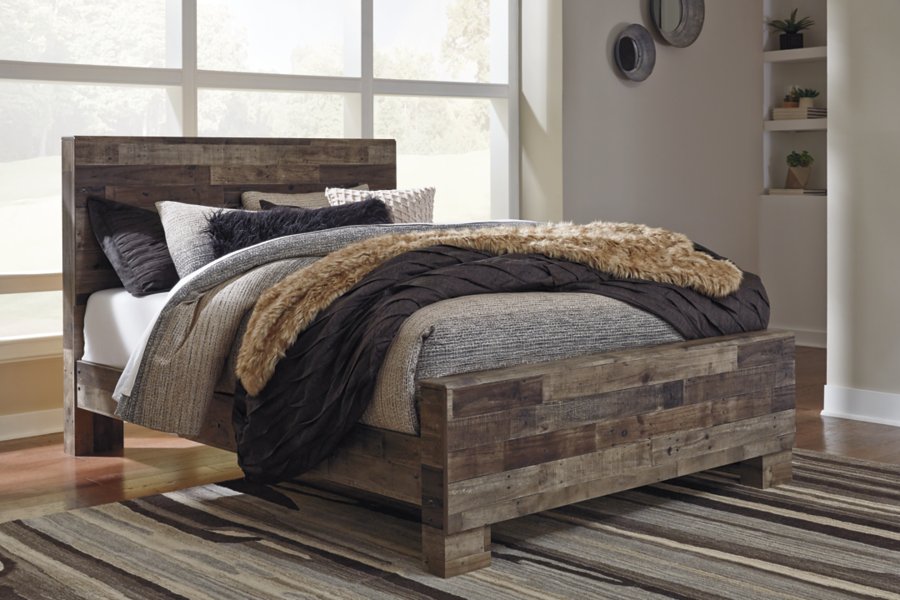 Derekson Queen Panel Bed, Dresser and Mirror - image 9