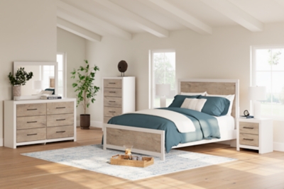 Charbitt Queen Panel Bed with Mirrored Dresser, Chest and 2 Nightstands, Two-tone