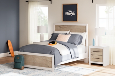 Charbitt Full Panel Bed, Two-tone