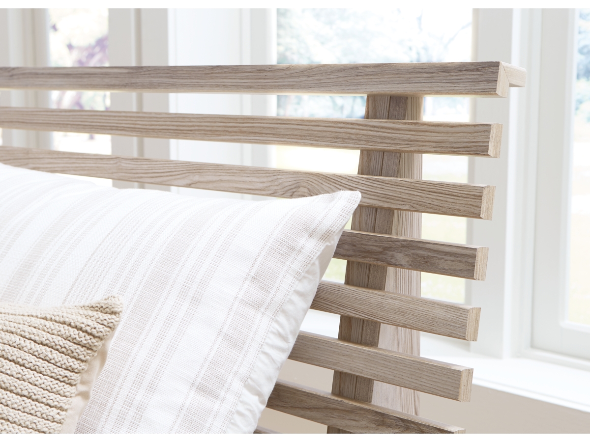 Hasbrick Slat Headboard - Tan