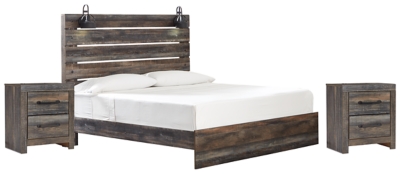 Drystan King Panel Bed with 2 Nightstands, Multi