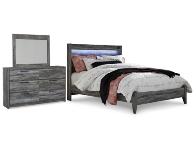 Baystorm Queen Panel Bed with Mirrored Dresser, Gray