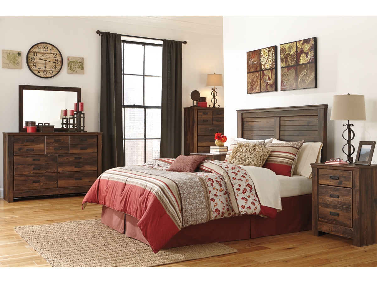 【ラッピング不可】 Quinden Queen Panel Headboard | Ashley 額縁