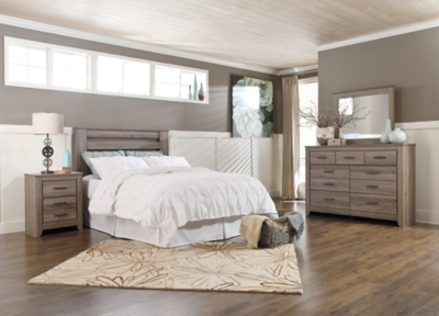 Zelen Queenl Panel Headboard