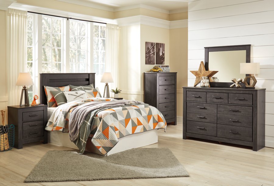 Brinxton Dresser - image 6