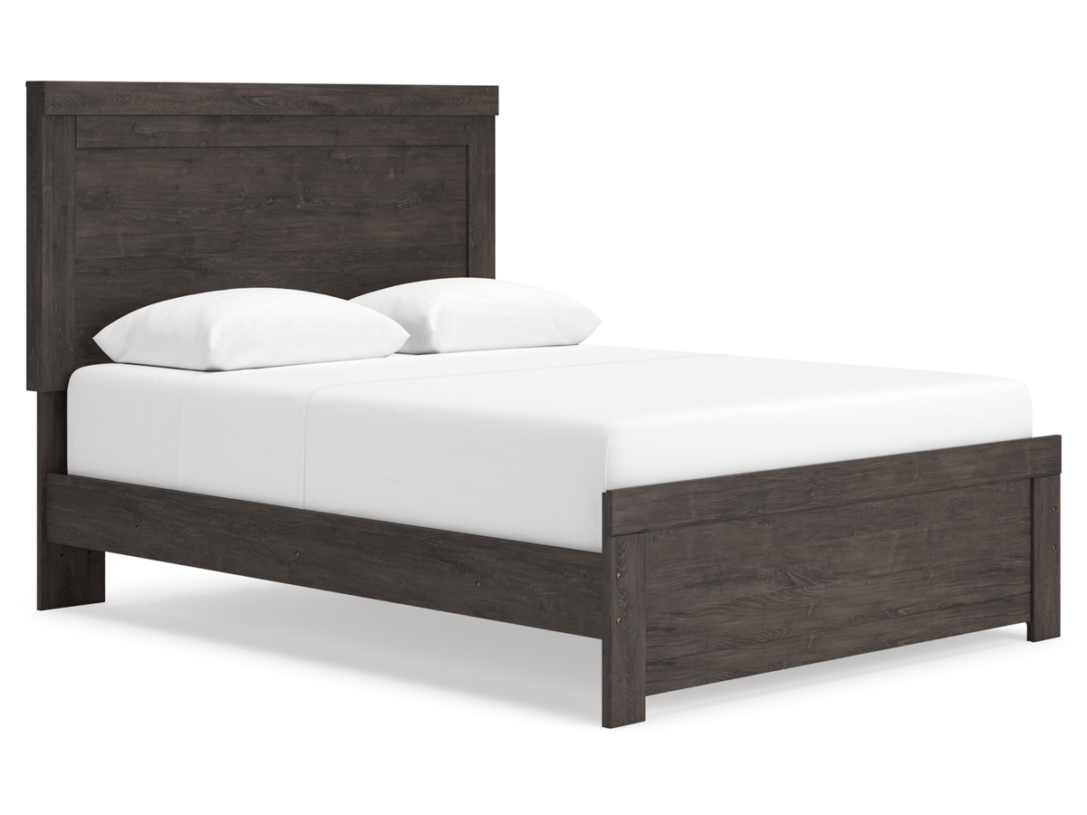 Brinxton Queen Panel Bed | Ashley