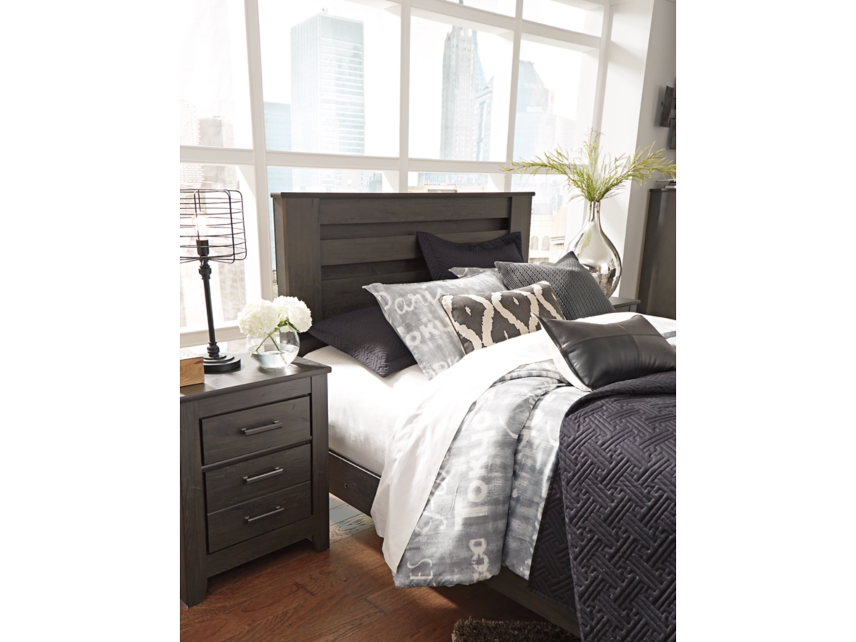 フラワリー・トーン FR 4枚 Brinxton Queen Panel Bed | Ashley