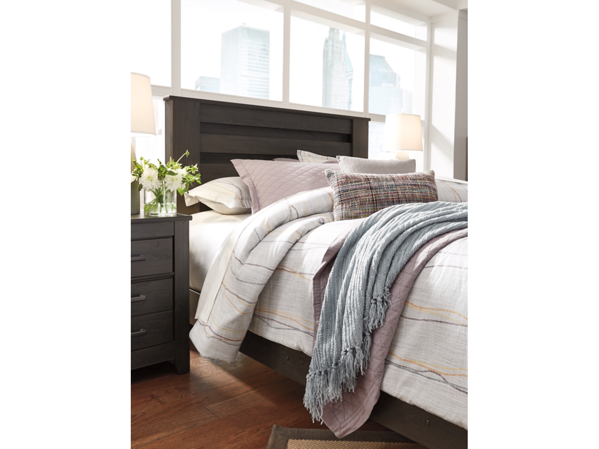 フラワリー・トーン FR 4枚 Brinxton Queen Panel Bed | Ashley