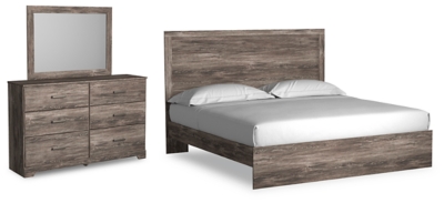 Ralinksi King Panel Bed with Mirrored Dresser, Gray