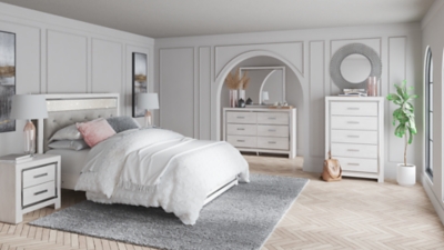 Altyra Queen Panel Bed with Mirrored Dresser, White