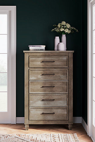 Yarbeck Chest of Drawers, , rollover