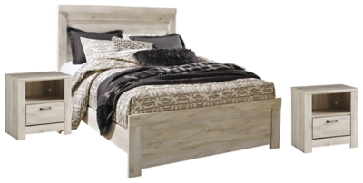 Bellaby Queen Panel Bed with 2 Nightstands, Whitewash