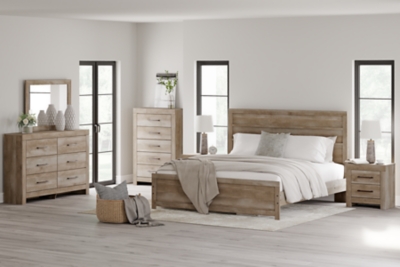 Gachester King Panel Bed with Mirrored Dresser, Chest and 2 Nightstands, Tan, rollover