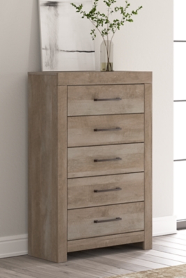 Gachester 5 Drawer Chest of Drawers, Tan