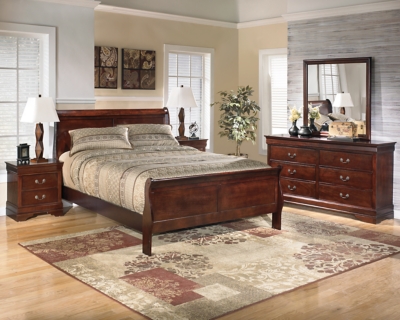 Alisdair 5 Piece Queen Master Bedroom Ashley Furniture