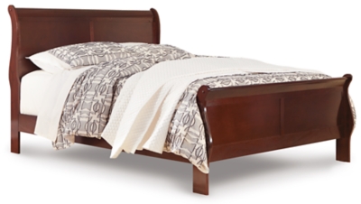 Alisdair Queen Sleigh Bed With 2 Nightstands | Ashley Furniture HomeStore