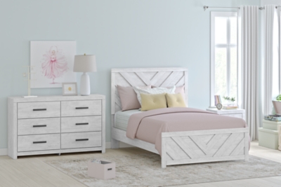 Cayboni Full Panel Bed with Dresser and Nightstand, Whitewash