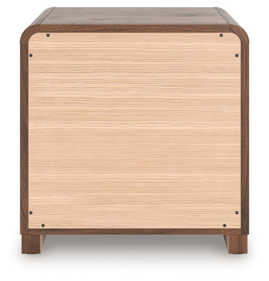 Hollinaze Queen Panel Bed, Dresser, Chest and 2 Nightstands - image 28