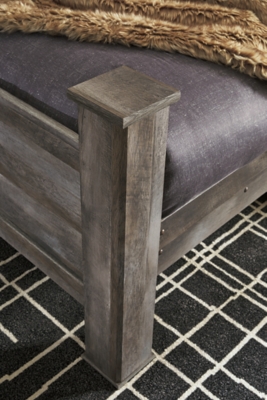 Wynnlow Queen Poster Bed