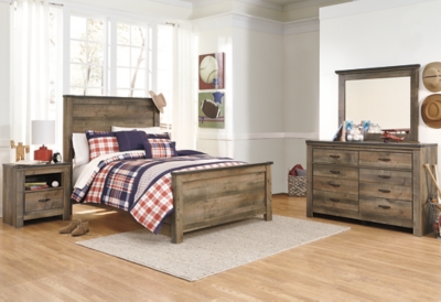 Trinell Panel Bed, Brown, large