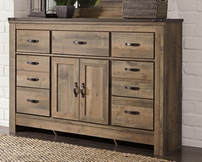 Trinell Dresser, Brown