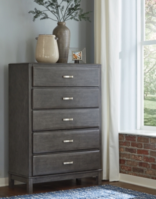 B476-46 Caitbrook 5 Drawer Chest of Drawers, Gray sku B476-46